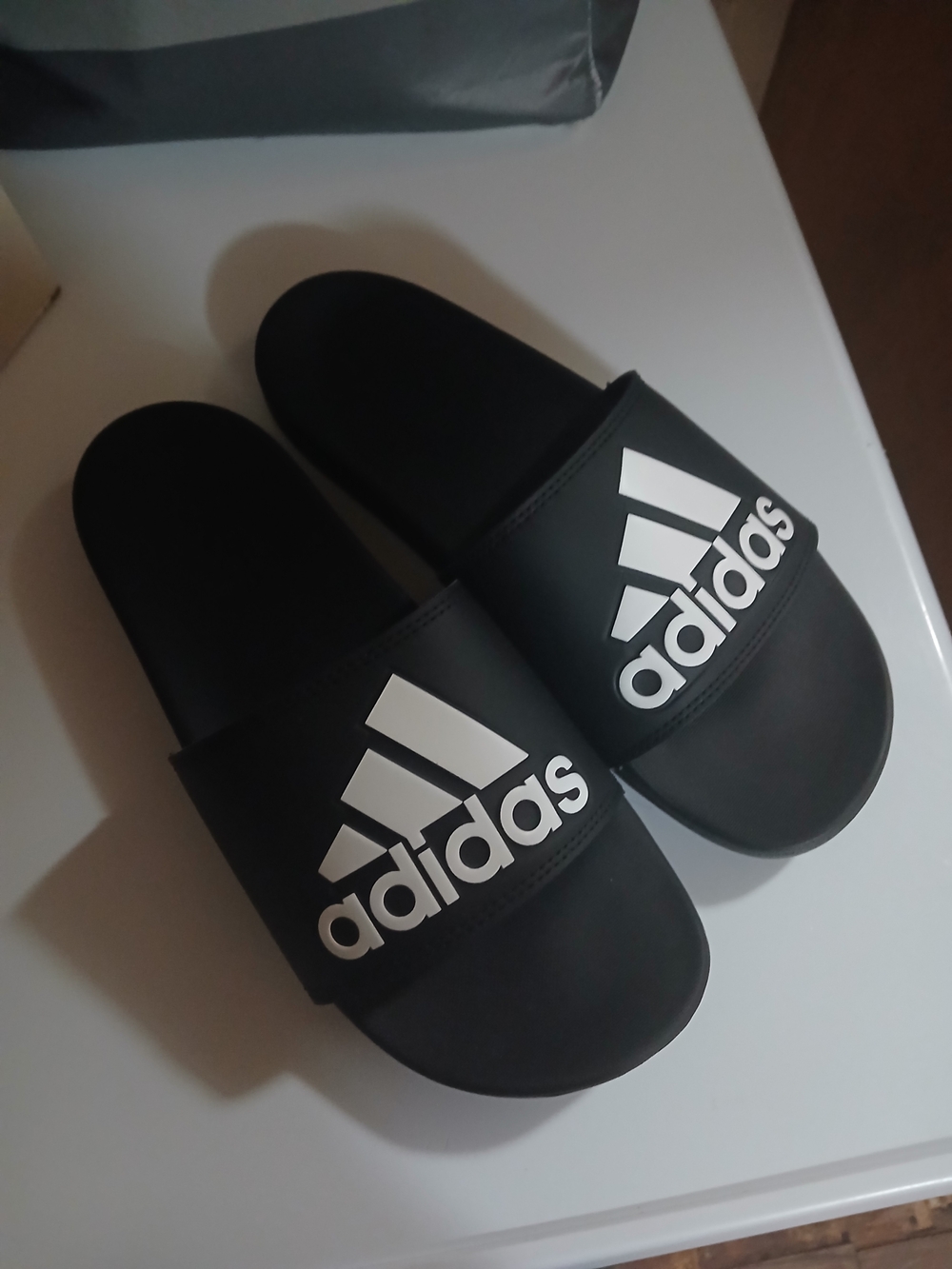Adidas Mens Black And White Slides Sandales